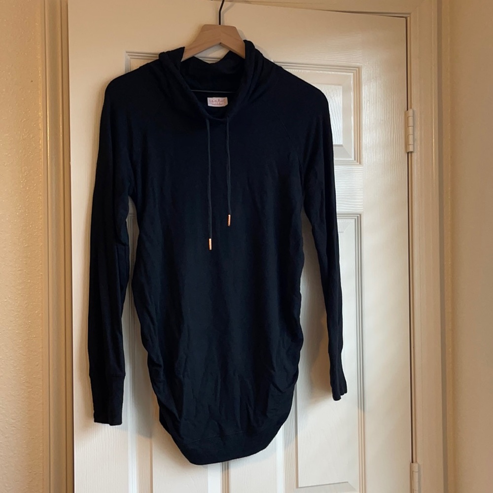 Maternity sweatshirt